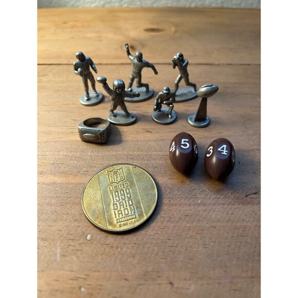 Vintage Monopoly NFL 1999 Grid Iron Limited Edition Board Game Player Pieces - Picture 2 of 5